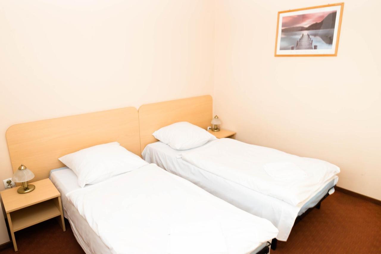 Gdanski Dom Turystyczny Hostel Buitenkant foto