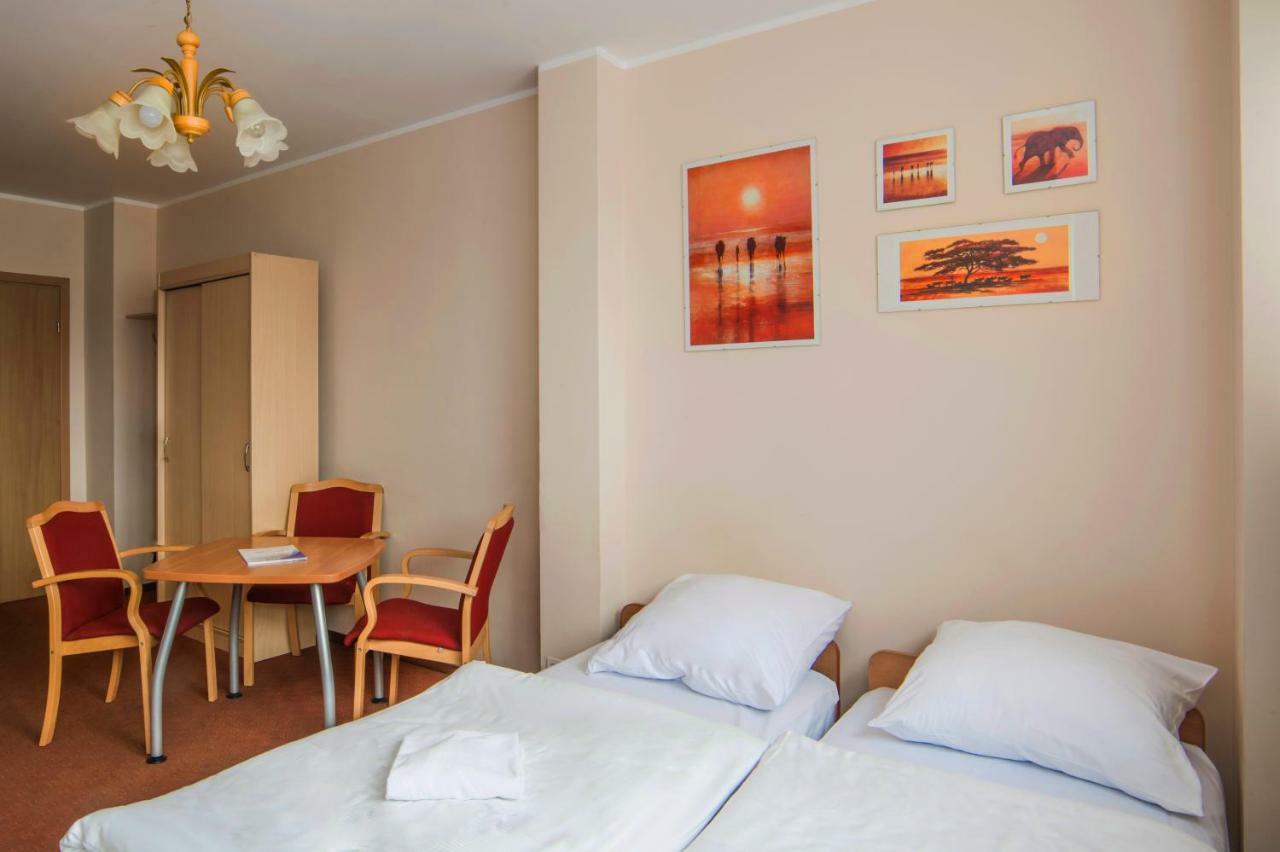 Gdanski Dom Turystyczny Hostel Buitenkant foto